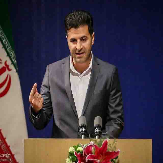 دکتر عباس یداللهی مدیر مرکز رشد کشاورزی در همایش ملی اقتصاد مقاومتی